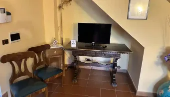 MOBILI ANTICHI VILLA SARGIANO 2